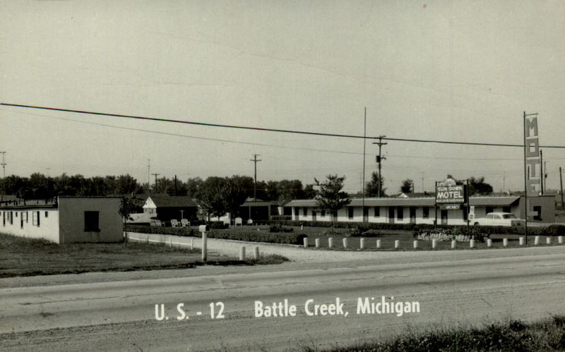 Sundown Motel (Sun Down Motel) - Vintage Postcard